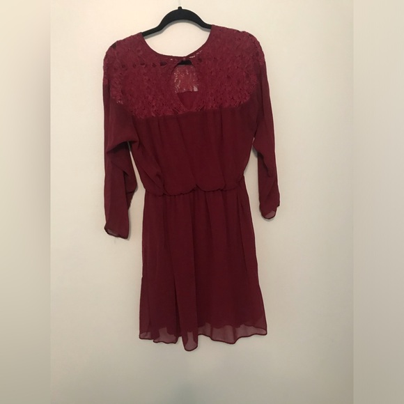 ASOS long sleeve maroon dress - Picture 2 of 8